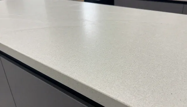 化方案选型与维护建议:材料性能对效果的影响